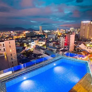 & 4* Đà Nẵng
